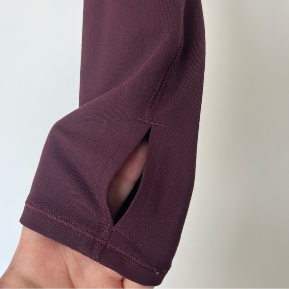 💙 Athleta Shanti Long Sleeve Scoop Neck Crop Top - Size M, Antique Burgundy - Picture 7 of 8